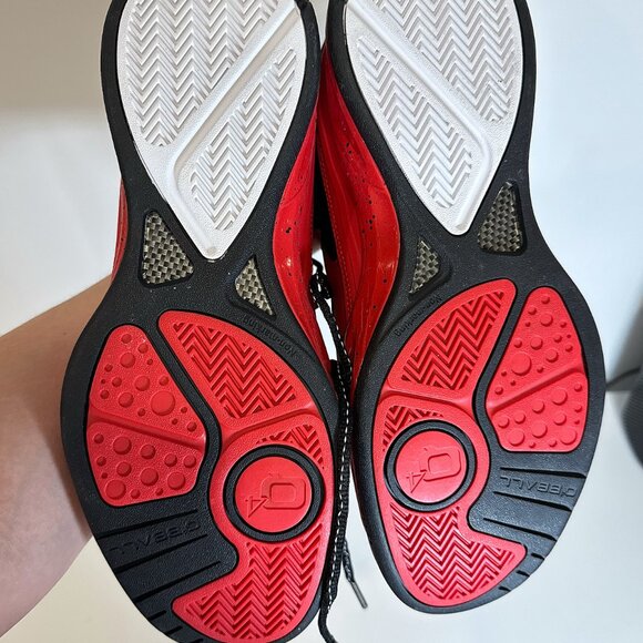 Size 11.5 - Q4 Performance Basketball Shoes Red - Picture 4 of 4